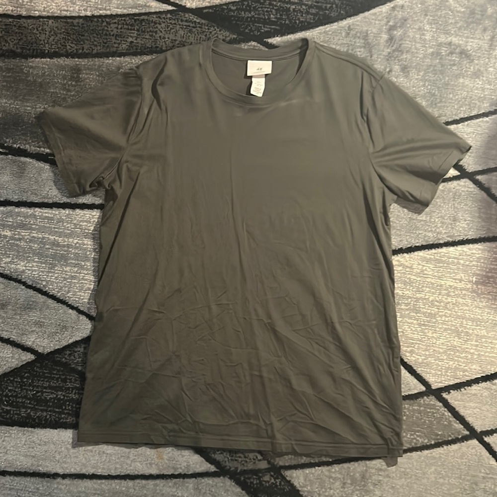 H&M Dark Khaki Green Slim Fit Premium Cotton T-Shirt Size L